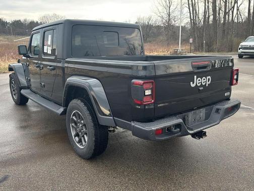Black 2021 Jeep Gladiator Overland