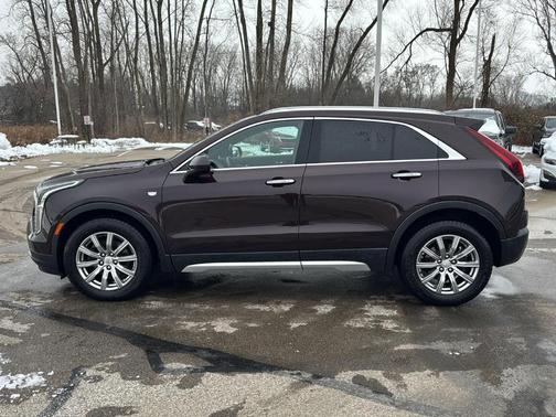 2020 Cadillac XT4 Premium Luxury