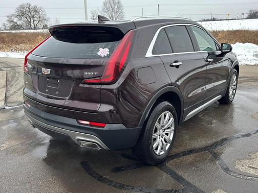 2020 Cadillac XT4 Premium Luxury