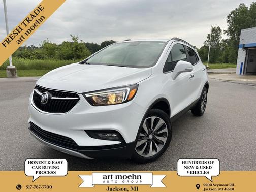 Summit White 2018 Buick Encore Preferred II