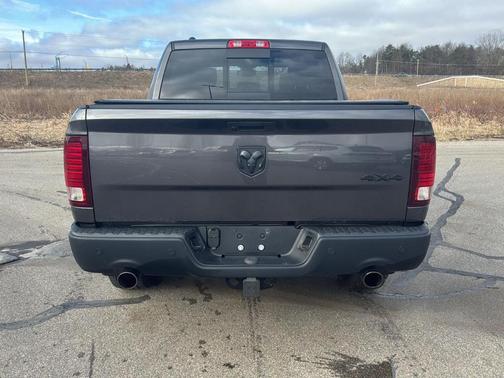 Granite Crystal Metallic 2022 RAM 1500 Classic SLT