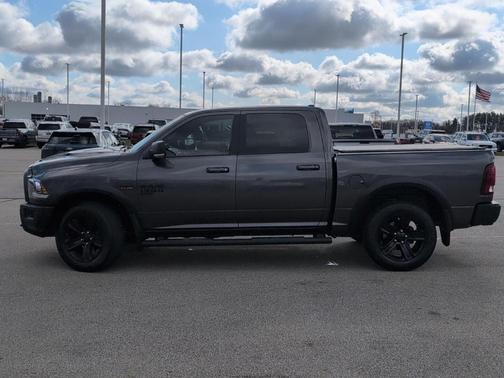 Granite Crystal Metallic 2022 RAM 1500 Classic SLT