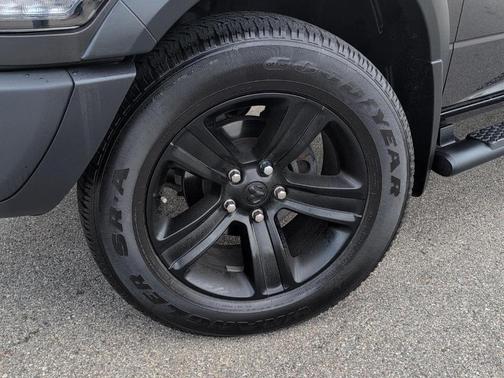 Granite Crystal Metallic 2022 RAM 1500 Classic SLT