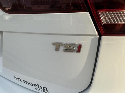 2018 Volkswagen Tiguan 2.0T SE