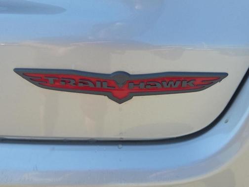 Silver Zynith 2025 Jeep Compass Trailhawk