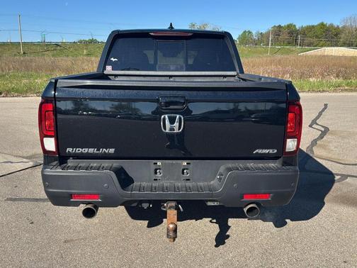 Crystal Black Pearl 2023 Honda Ridgeline Black Edition