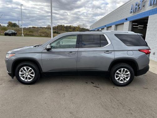2018 Chevrolet Traverse LT Cloth