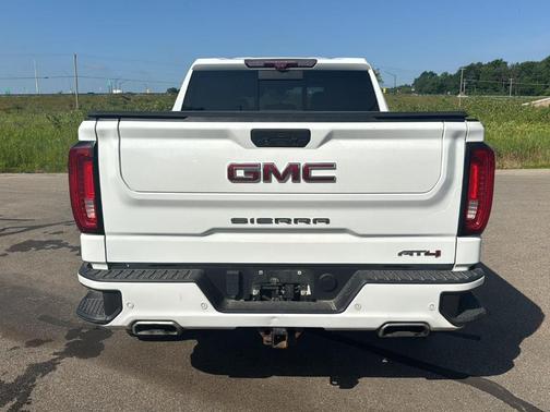 Summit White 2020 GMC Sierra 1500 AT4