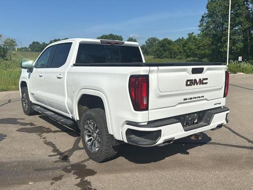 Summit White 2020 GMC Sierra 1500 AT4