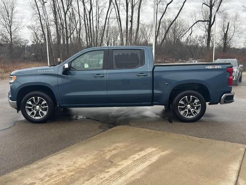 2024 Chevrolet Silverado 1500 LT
