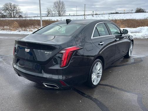 2024 Cadillac CT4 Premium Luxury