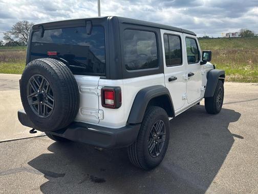 Bright White Clearcoat 2025 Jeep Wrangler Sport
