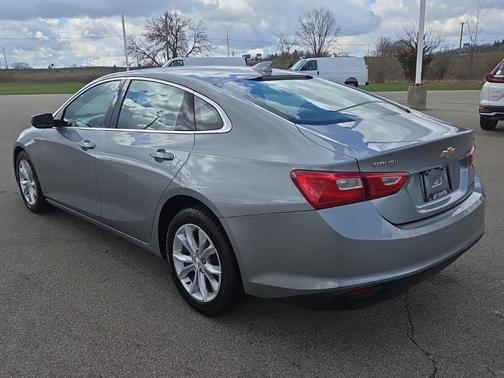 Sterling Gray Metallic 2024 Chevrolet Malibu LT