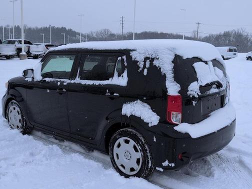 2012 Scion xB Release Series 9.0