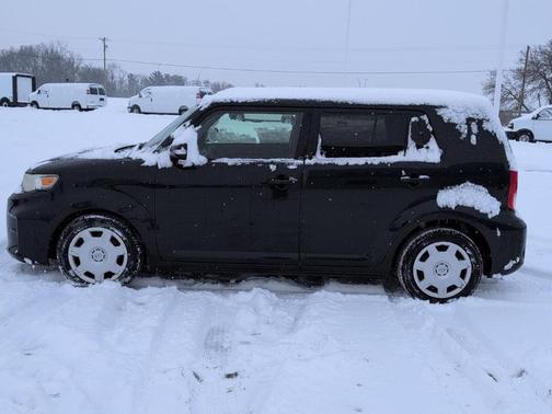 2012 Scion xB Release Series 9.0