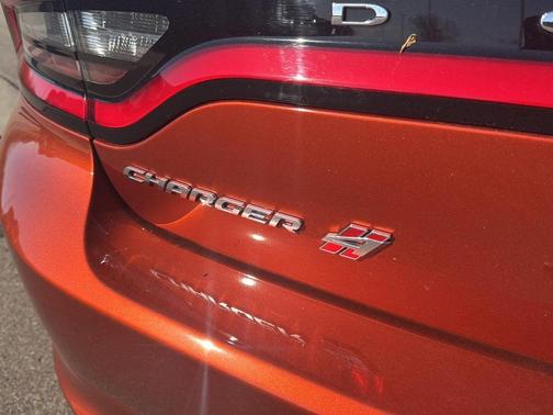 Sinamon Stick 2021 Dodge Charger SXT