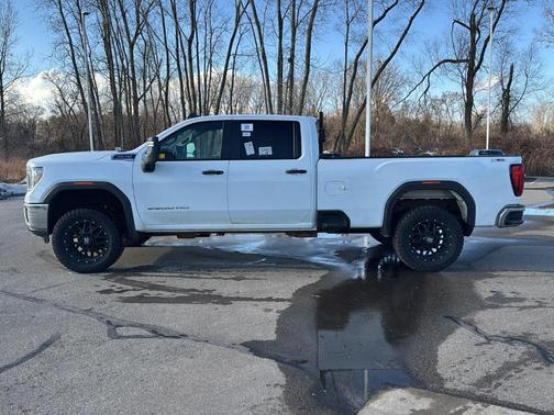 2023 GMC Sierra 2500 Pro