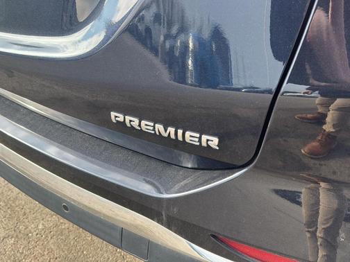 Midnight Blue Metallic 2021 Chevrolet Equinox Premier