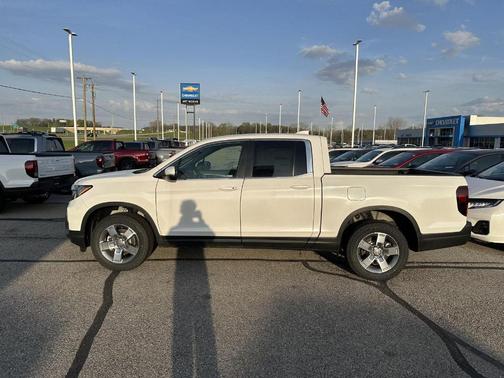 Platinum White Pearl 2026 Honda Ridgeline RTL