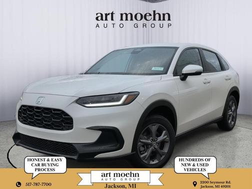 Platinum White Pearl 2026 Honda HR-V LX