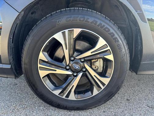 Crystal Black Silica 2025 Subaru Crosstrek Premium