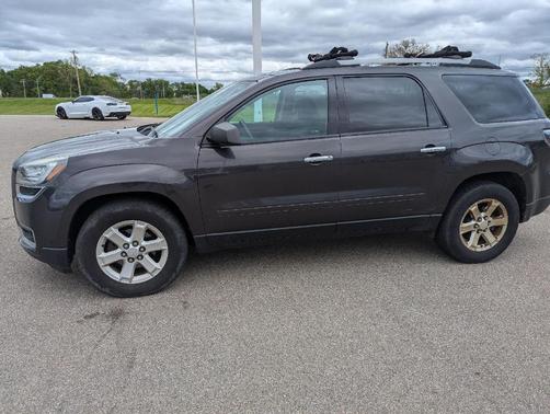 2016 GMC Acadia SLE-2
