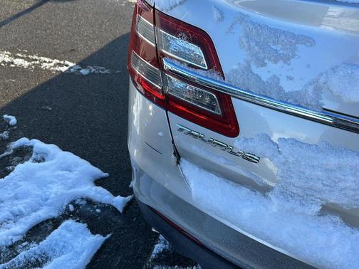 2015 Ford Taurus Limited