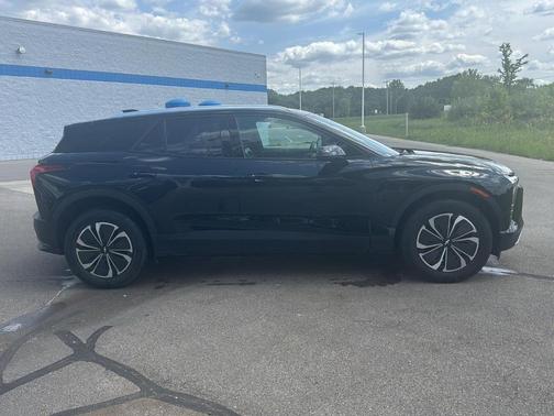 Black 2024 Chevrolet Blazer EV eAWD LT