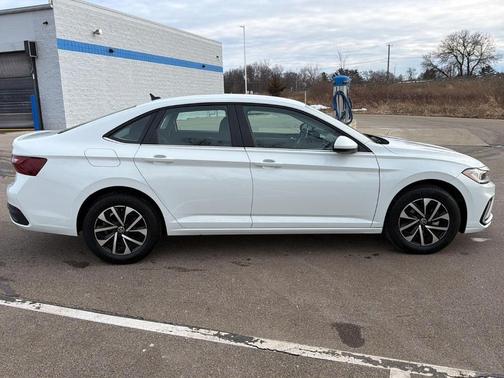 2025 Volkswagen Jetta 1.5T S