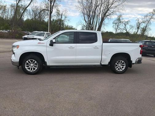 Summit White 2024 Chevrolet Silverado 1500 LT