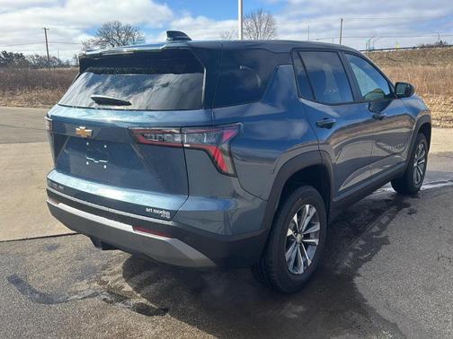 Lakeshore Blue Metallic 2026 Chevrolet Equinox LT