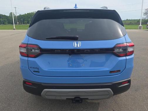 Sky 2024 Honda Pilot TrailSport