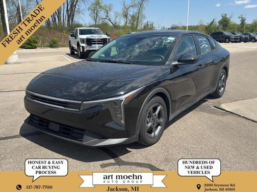 Aurora Black Pearl 2025 Kia K4