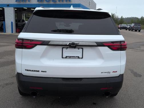 Summit White 2023 Chevrolet Traverse RS