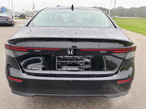 Crystal Black Pearl 2026 Honda Accord SE
