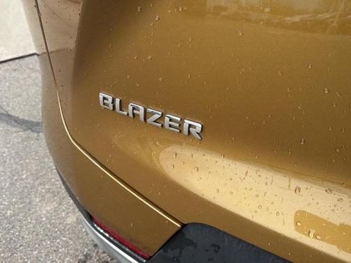 Sunlit Bronze Metallic 2019 Chevrolet Blazer 2LT