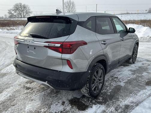2023 Kia Seltos LX