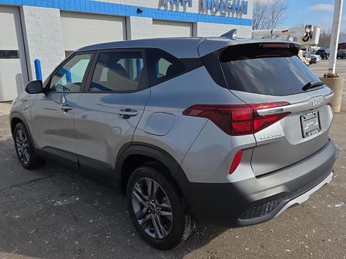 2023 Kia Seltos LX