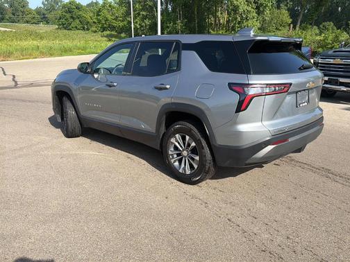 Sterling Gray Metallic 2025 Chevrolet Equinox LT
