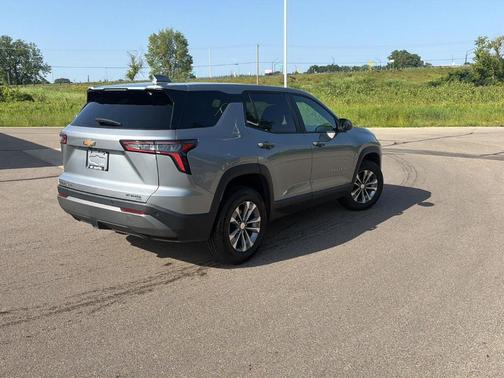 Sterling Gray Metallic 2025 Chevrolet Equinox LT