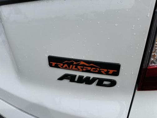 Platinum White Pearl 2023 Honda Passport TrailSport