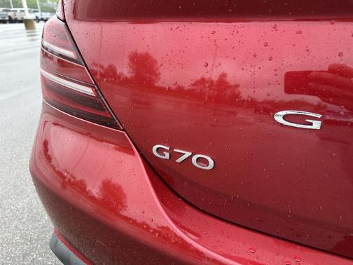 Havana Red 2023 Genesis G70 2.0T
