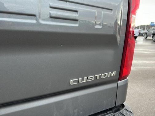 2020 Chevrolet Silverado 1500 Custom