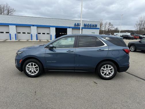 Lakeshore Blue Metallic 2024 Chevrolet Equinox LT