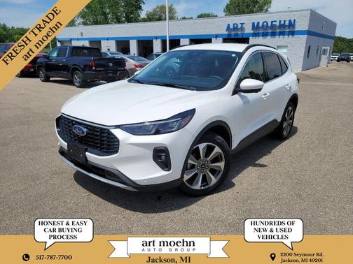 Star White 2024 Ford Escape Platinum