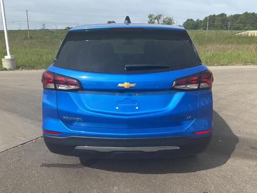 Rip Tide Blue 2024 Chevrolet Equinox LT