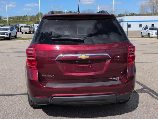 Siren Red Tintcoat 2017 Chevrolet Equinox LT