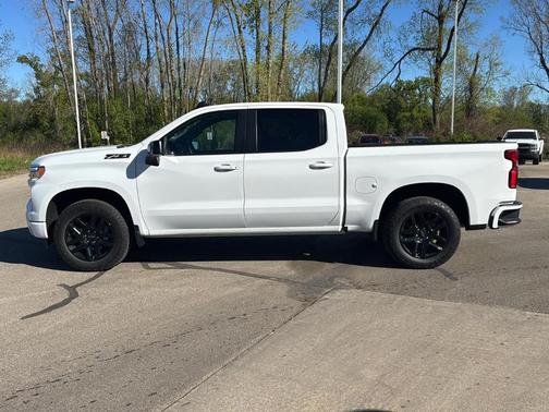 Summit White 2024 Chevrolet Silverado 1500 RST