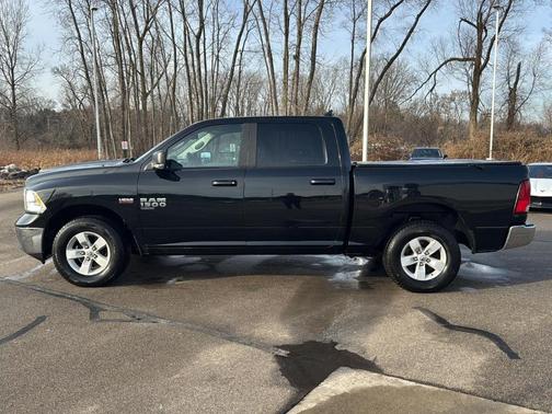 2019 RAM 1500 Classic SLT