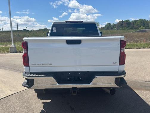 Summit White 2024 Chevrolet Silverado 2500 LT